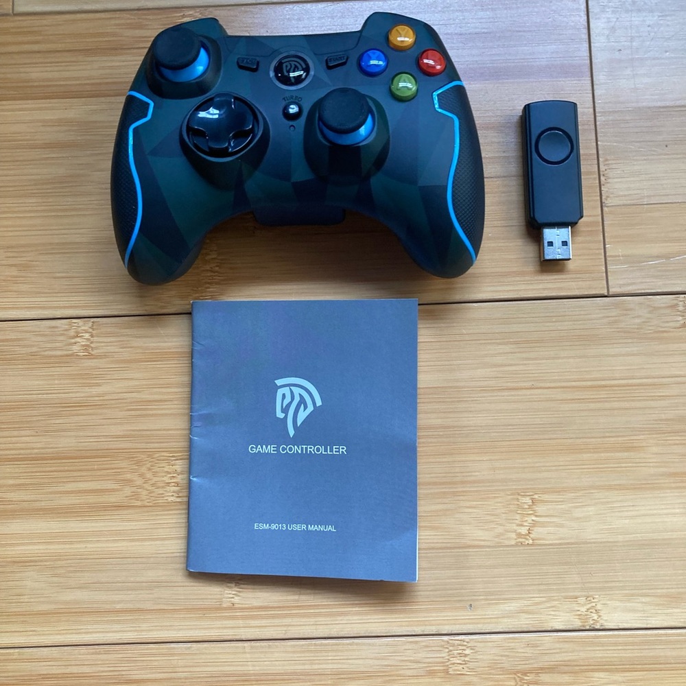 PS3 wireless game controller - Picture 3 of 7